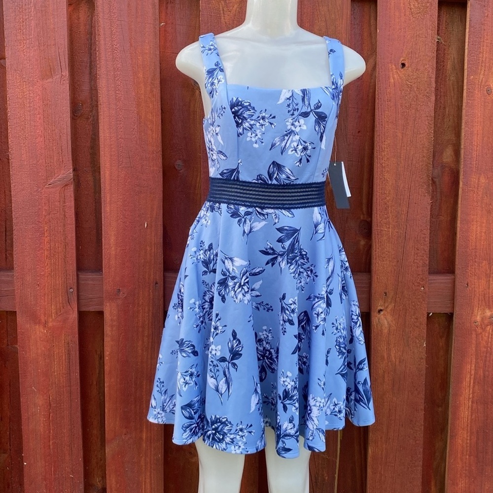 City Triangles Blue Navy Floral A Line Cocktail Flare Dress Size 5
